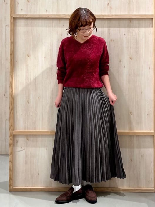 nakoさんの「THE SHOP TK｜【華やかで柔らか】ふわふわフェザーニット/洗える・前後2WAY」を使ったコーディネート