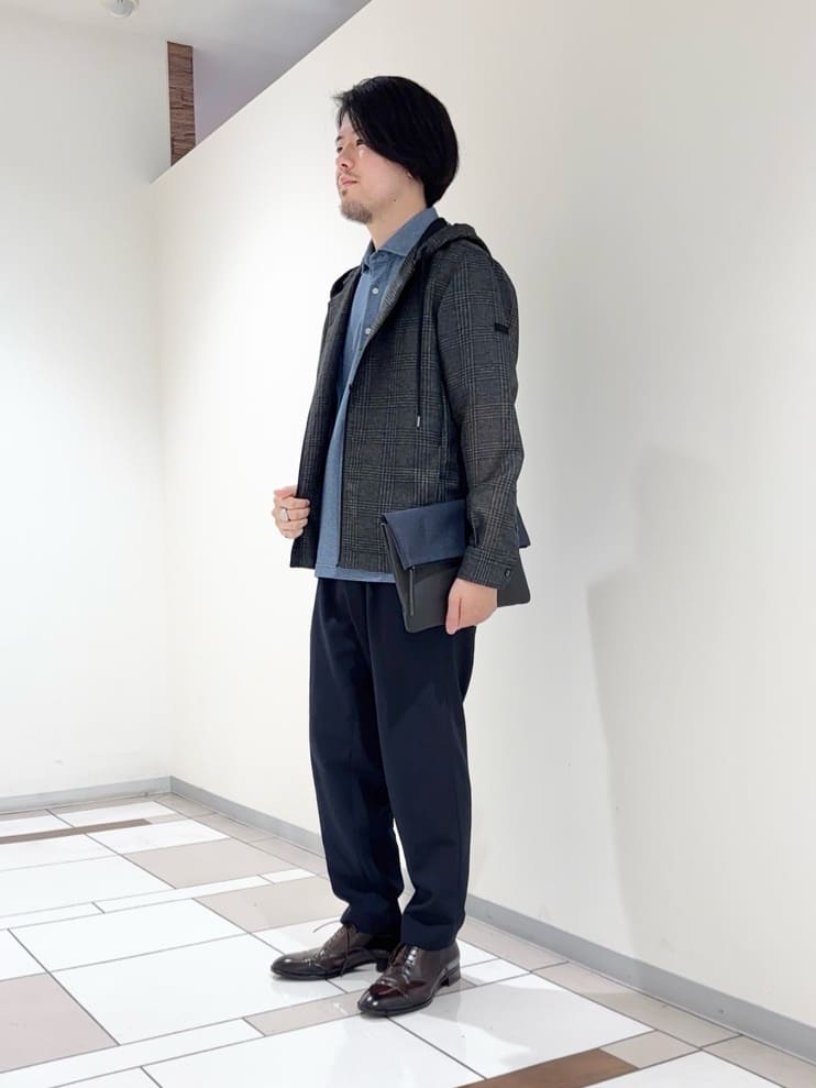 及川さんの「TAKEO KIKUCHI｜【抗菌防臭／9色5サイズ展開】ハニカムメランジ ポロシャツ」を使ったコーディネート