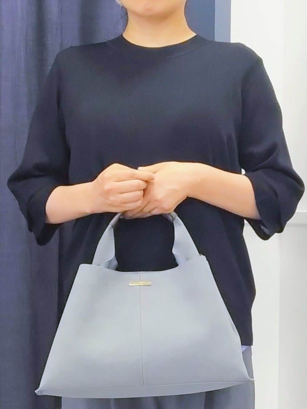 コマさんの「grove｜【ひんやり多機能】やわらかドライタッチ 袖口シアードッキングプルオーバー」を使ったコーディネート