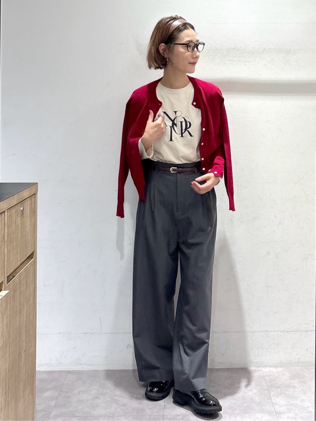 たけねぇさんの「OPAQUE.CLIP｜ロングロゴTシャツ【洗濯機OK】」を使ったコーディネート