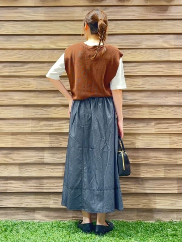himiさんの「SHOO･LA･RUE｜【S-LL】女性らしさ漂うハートネック テレコ5分袖トップス」を使ったコーディネート
