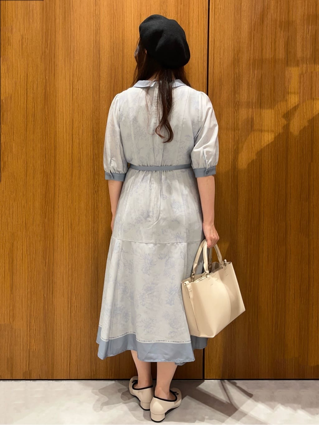 アスカさんの「index｜2WAY パネルフラワーバイカラーワンピース【洗濯機洗い可／イージーアイロン】」を使ったコーディネート
