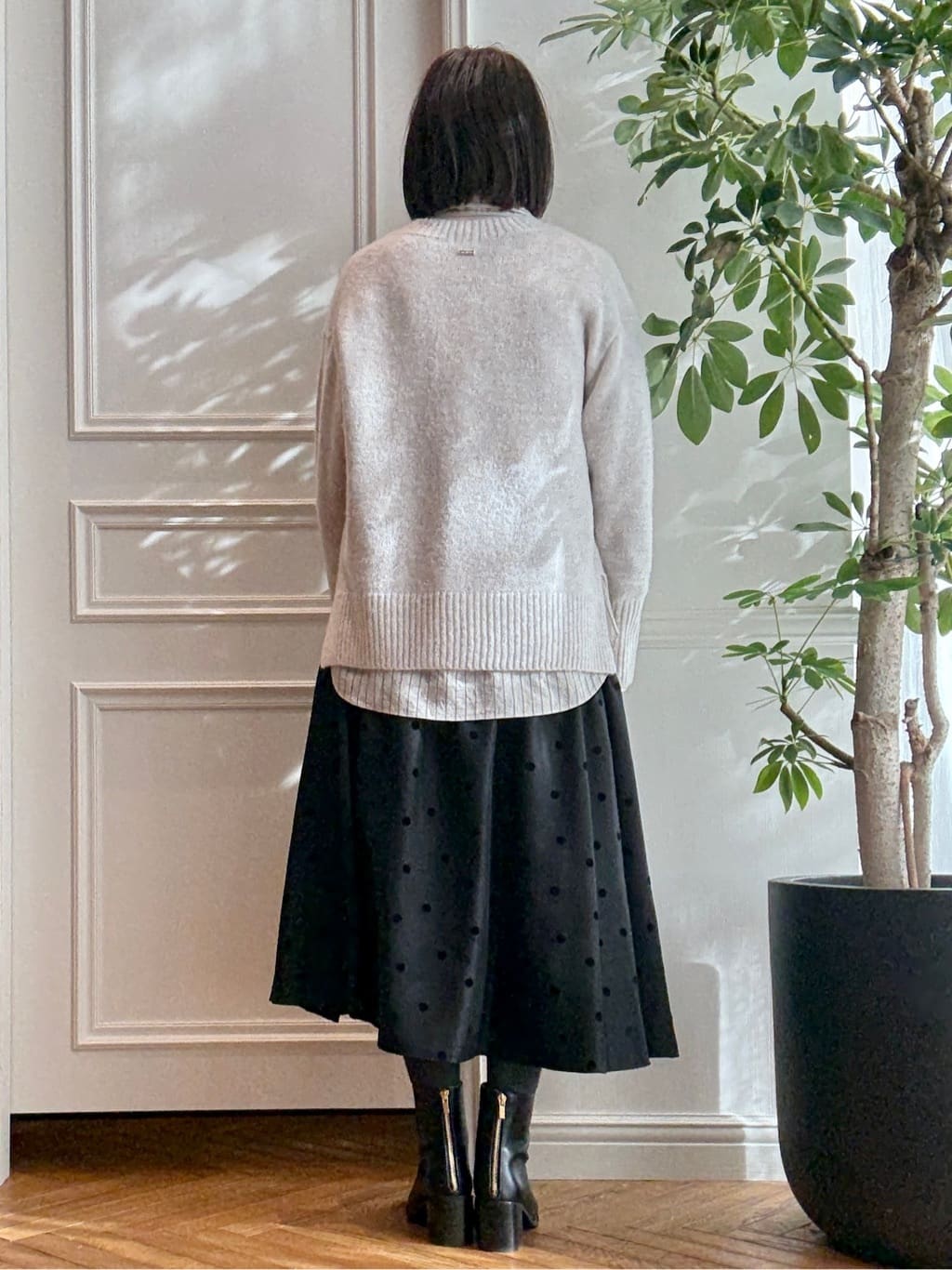 nakaoさんの「DRESSTERIOR｜アルパカブレンドVネックニット」を使ったコーディネート