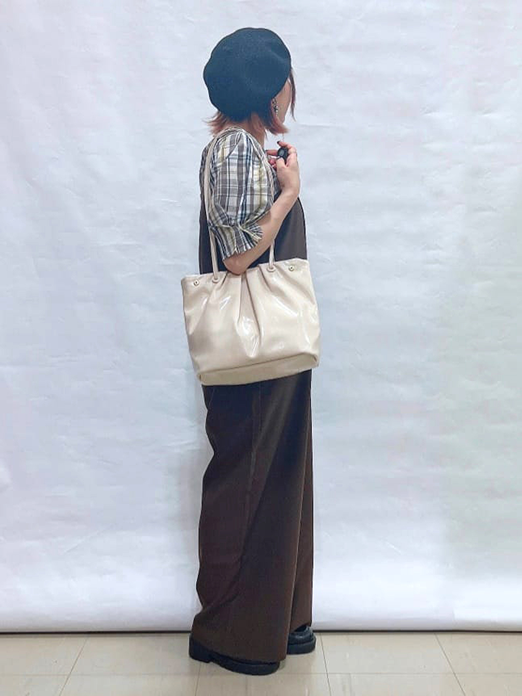 YUIさんの「SHOO･LA･RUE｜【S-LL/5分袖】お袖タックできれいに魅せる 大人のチェックブラウス」を使ったコーディネート