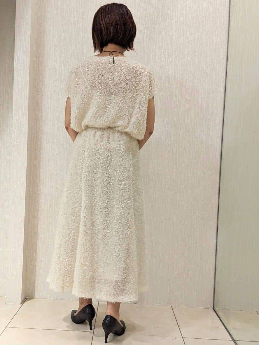 u-macoさんの「UNTITLED｜【セットアップ可/洗える】フェザーフレンチスリーブブラウス」を使ったコーディネート
