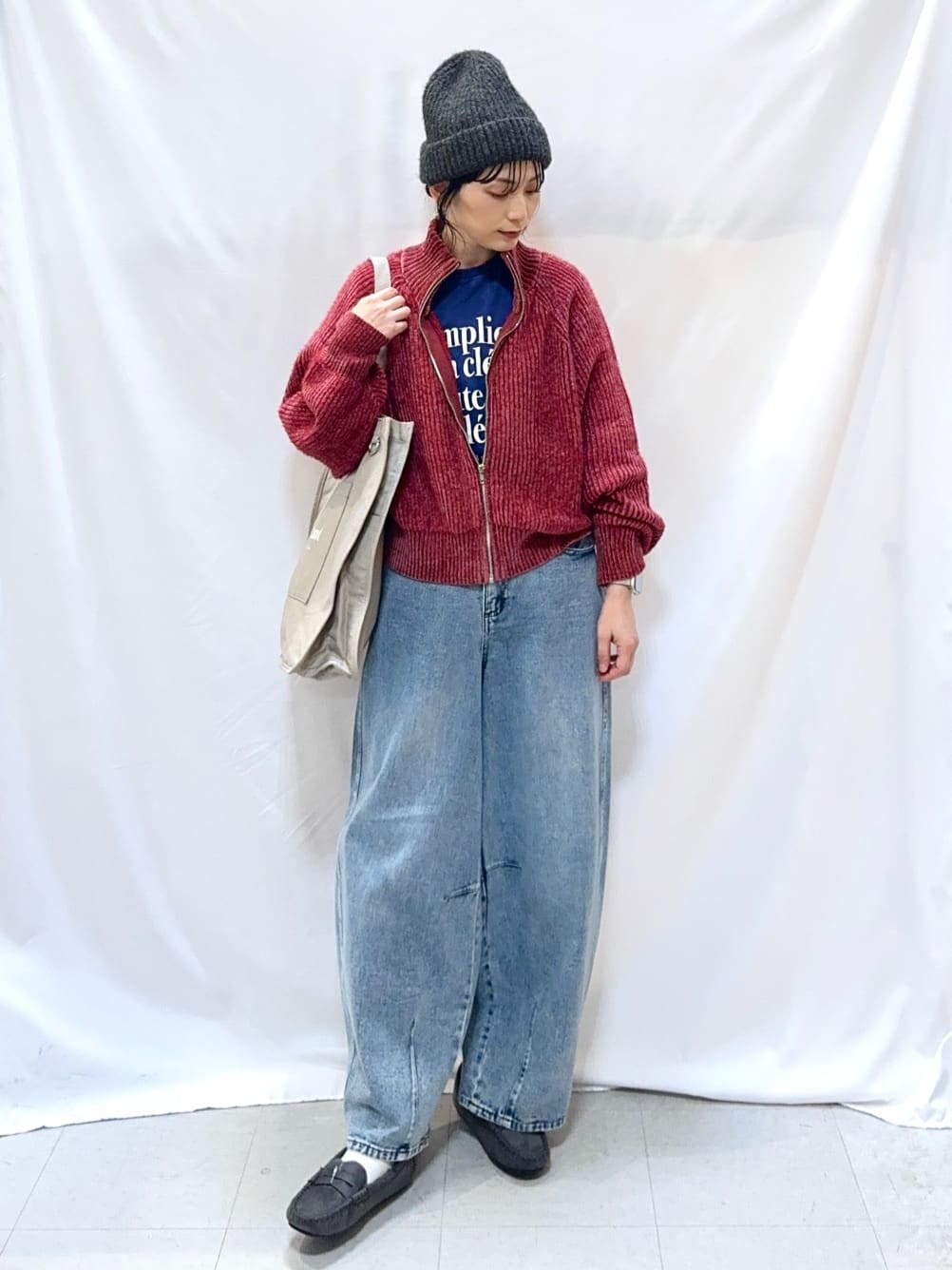 𝐇𝐢𝐫𝐨𝐦𝐢さんの「SHOO･LA･RUE｜大人カジュアルスタイルに フェザーストライプモールブルゾン」を使ったコーディネート