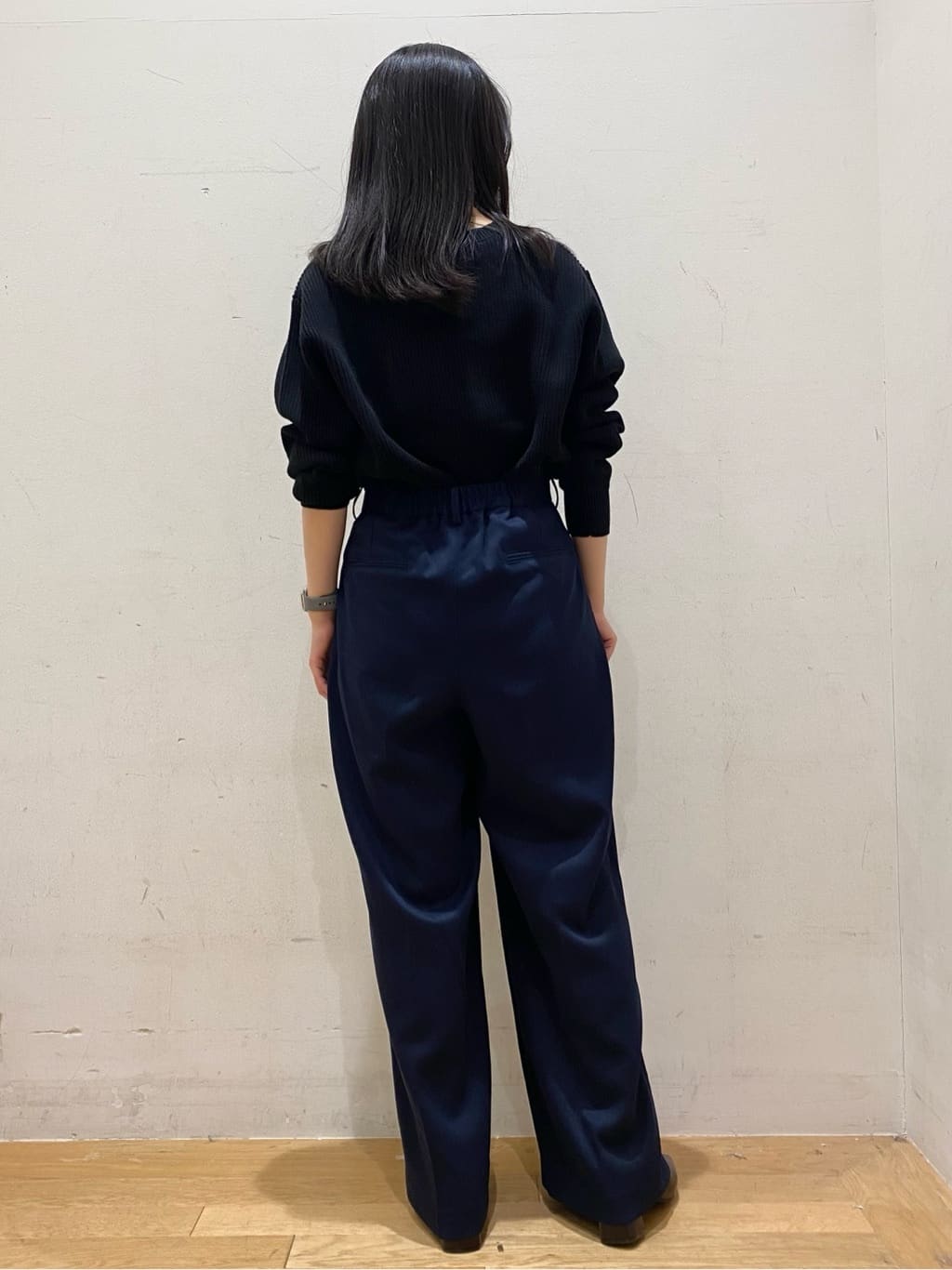みなみさんの「OPAQUE.CLIP｜アシンメトリーボタンカーディガン【洗濯機OK】」を使ったコーディネート