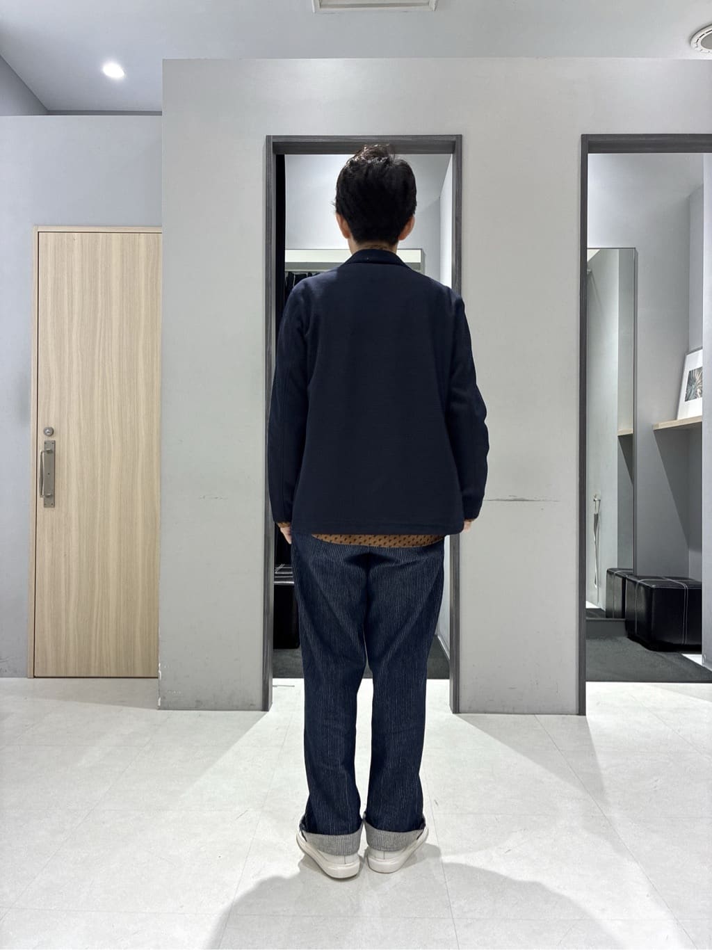 わいずみさんの「TAKEO KIKUCHI｜ボーラーハット柄 長袖シャツ」を使ったコーディネート