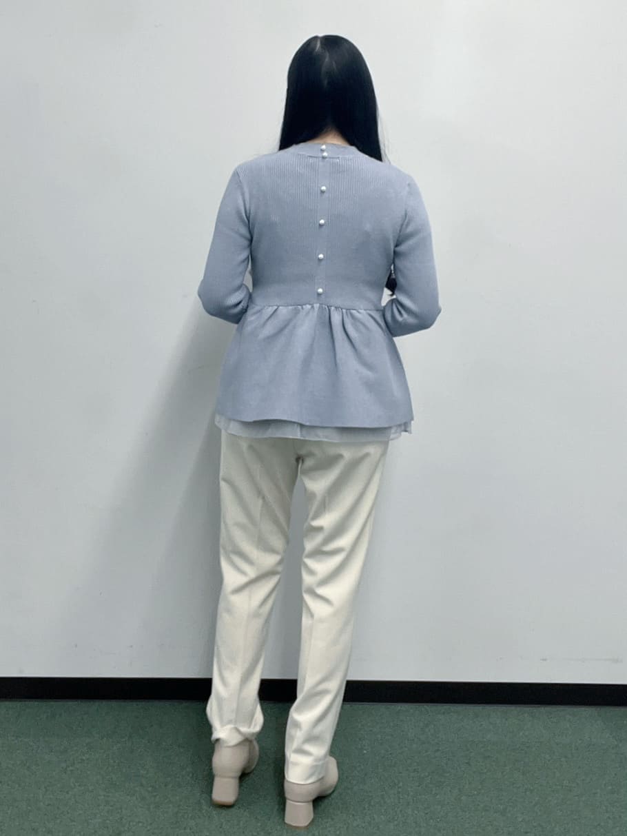 Hitomiさんの「index｜ウォームストレッチテーパードパンツ【洗濯機OK／防シワ／吸湿発熱】《XS～3L》」を使ったコーディネート