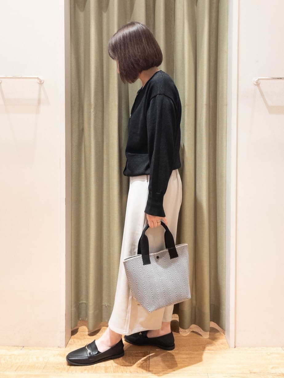 fukuiさんの「SHOO･LA･RUE｜ウエストまわりをすっきり魅せる デザインガウチョパンツ」を使ったコーディネート