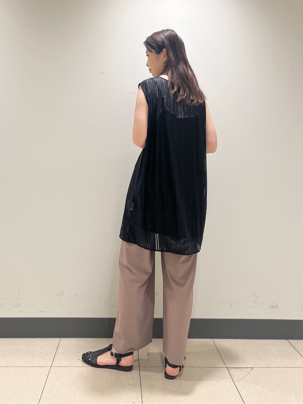 shokoさんの「INDIVI｜【洗える／セットアップ可能】ラッセルチュニック」を使ったコーディネート