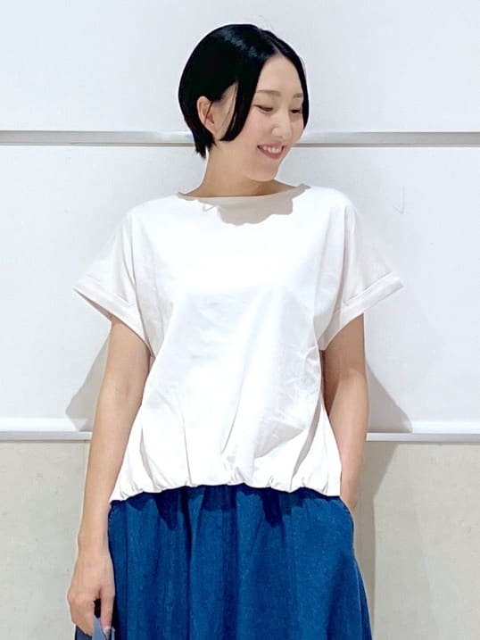 eriko さんの「Dessin｜【二の腕カバー／UVカット】ロールアップスリーブ裾ギャザーカットソー」を使ったコーディネート