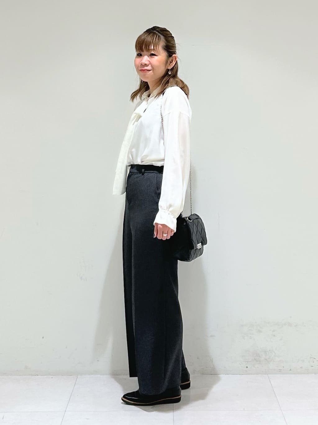 tsuyuさんの「INDIVI｜キルトフラップバッグ」を使ったコーディネート