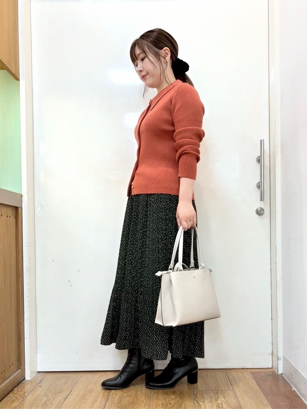 だいわさんの「SHOO･LA･RUE｜ストレッチブーツ」を使ったコーディネート