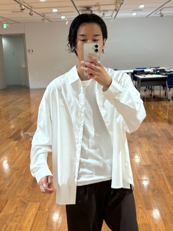 北浦歩大さんの「tk.TAKEO KIKUCHI｜【A4サイズ収納可】ルーズビッグショルダーバッグ／たすき掛け／ビッグ／」を使ったコーディネート