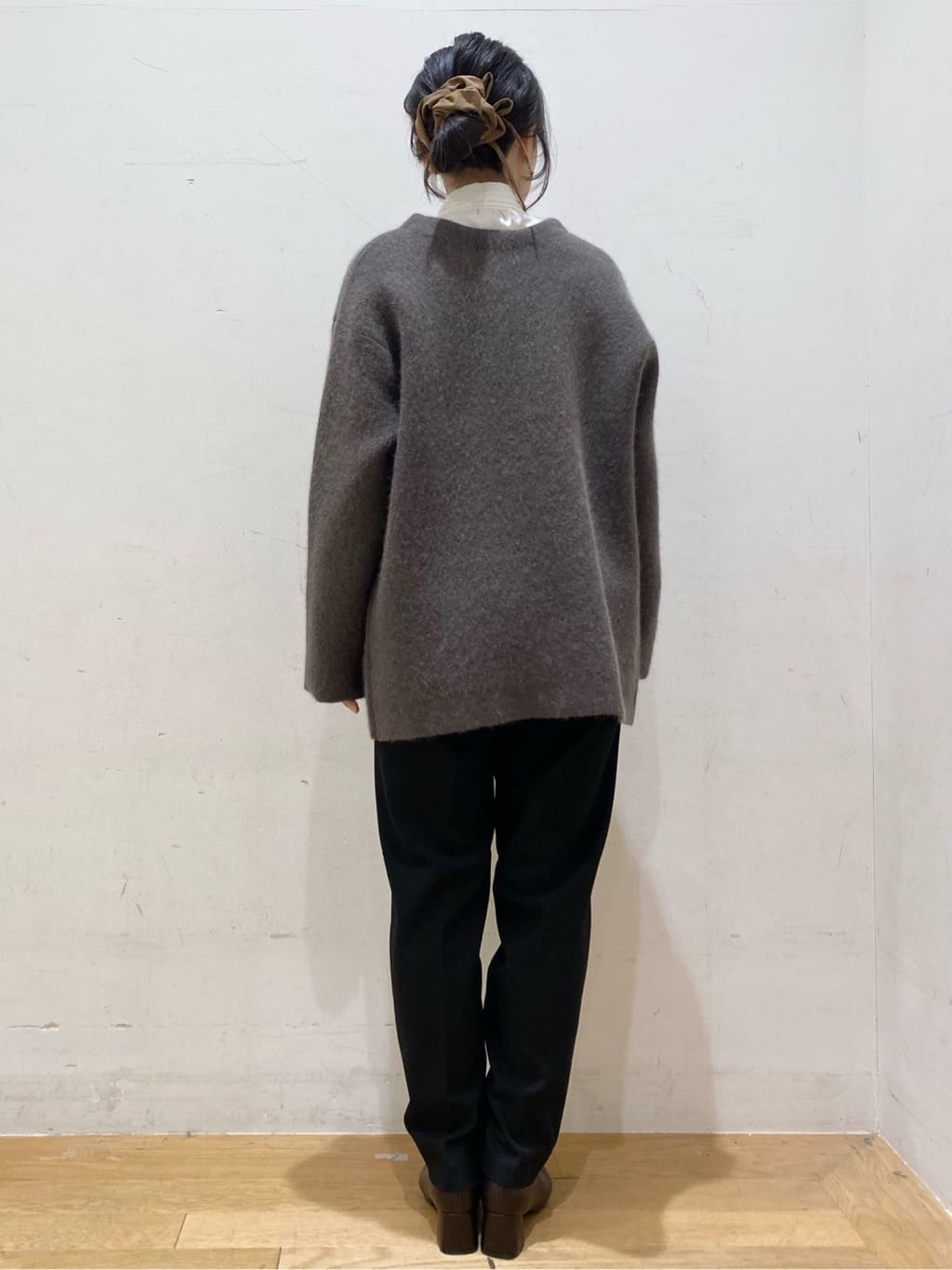 みなみさんの「OPAQUE.CLIP｜ウォームタッチ テーパードパンツ【洗濯機洗OK／ストレッチ】」を使ったコーディネート