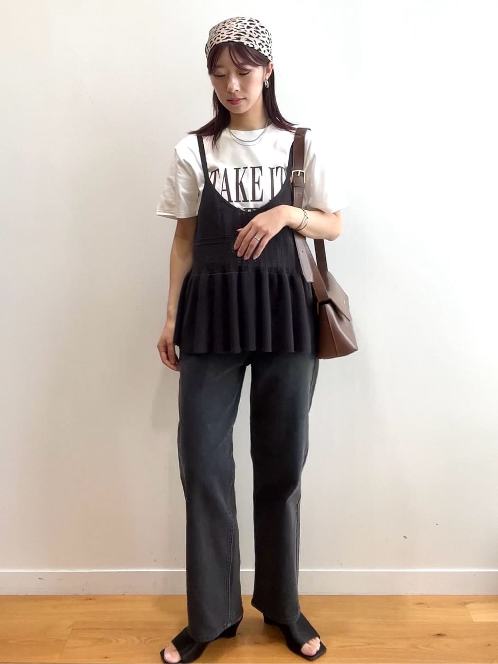 RINAさんの「OPAQUE.CLIP｜カギ針風ニットキャミビスチェ【洗濯機洗い可】」を使ったコーディネート