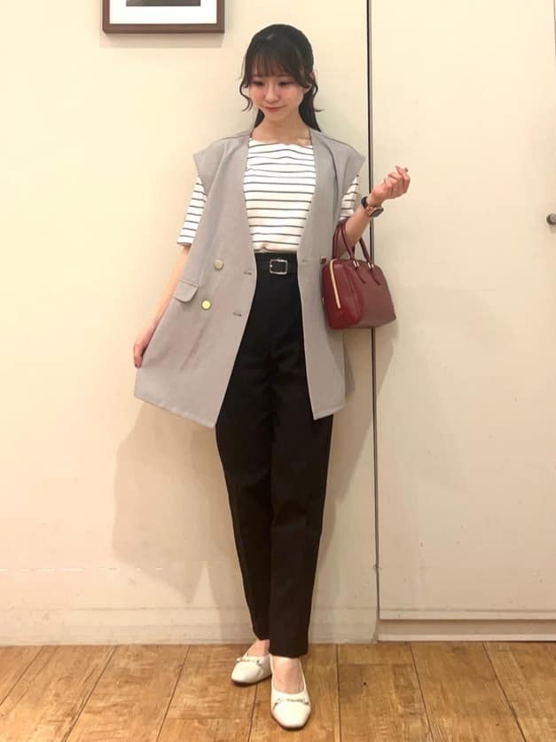 AIRIさんの「SHOO･LA･RUE｜【S-LL/セットアップ可/洗濯後しわになりにくい】ダブルベスト」を使ったコーディネート
