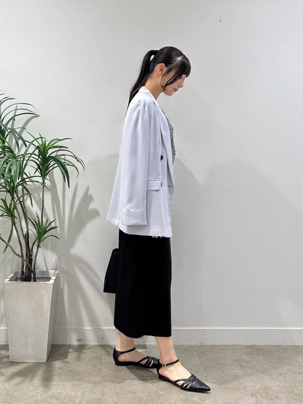 ibukiさんの「INDIVI｜【洗える】胸元タックフリルブラウス」を使ったコーディネート