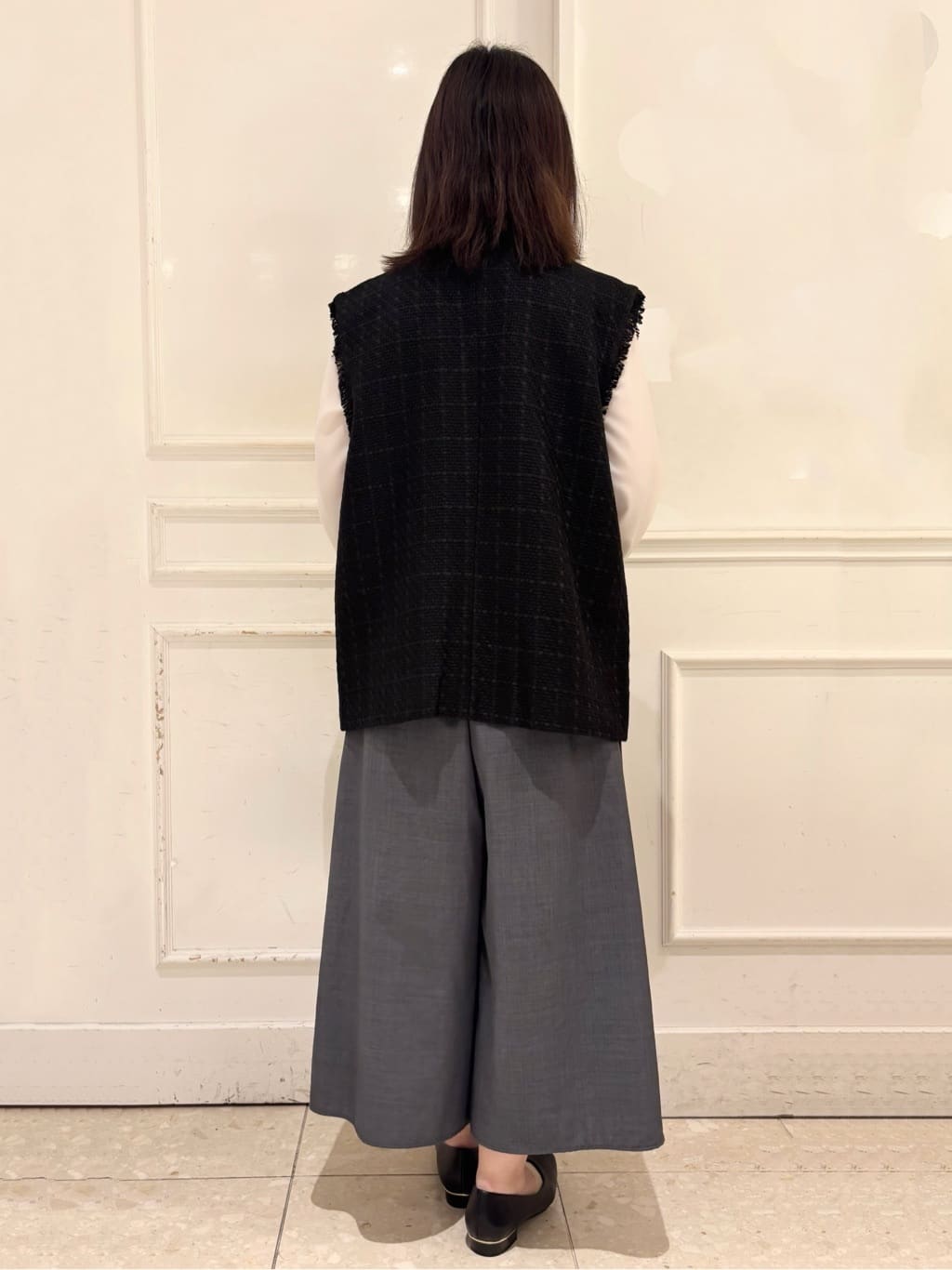 やまさんの「OPAQUE.CLIP｜【抗菌防臭加工／生活防水】メタルパーツVフラットパンプス」を使ったコーディネート