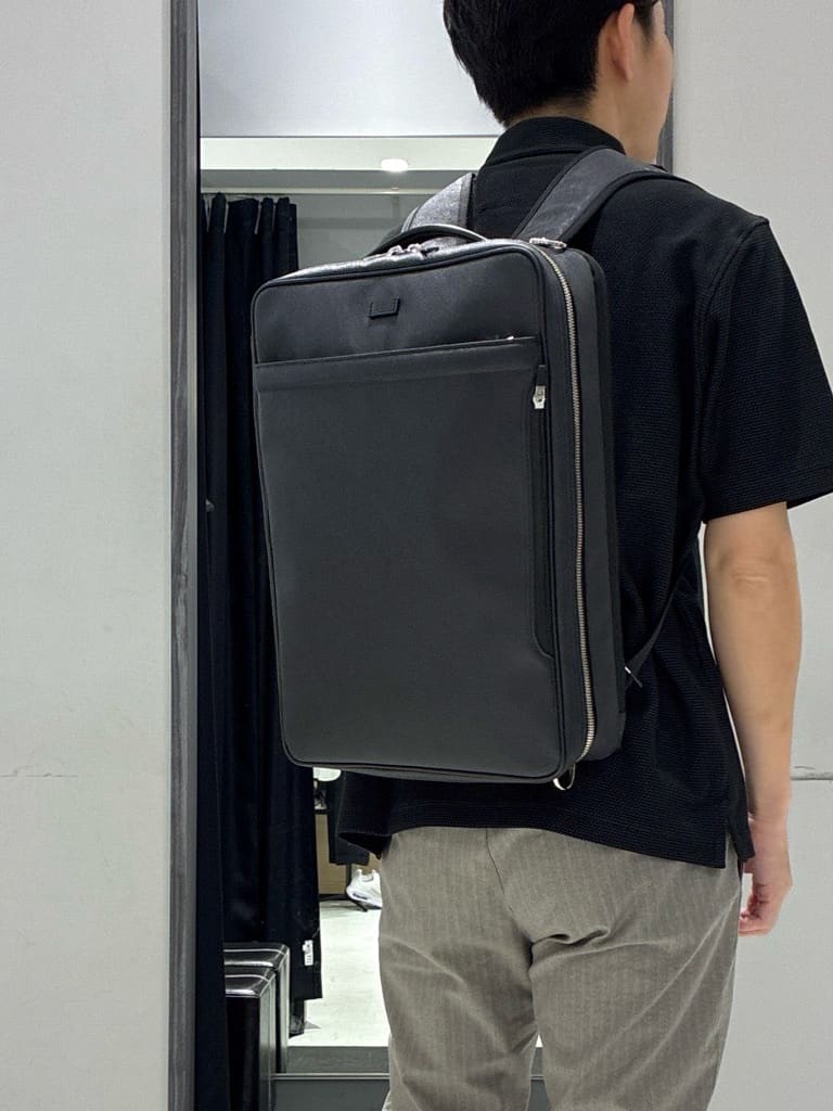 わいずみさんの「TAKEO KIKUCHI｜【抗菌防臭／9色5サイズ展開】ハニカムメランジ ポロシャツ」を使ったコーディネート