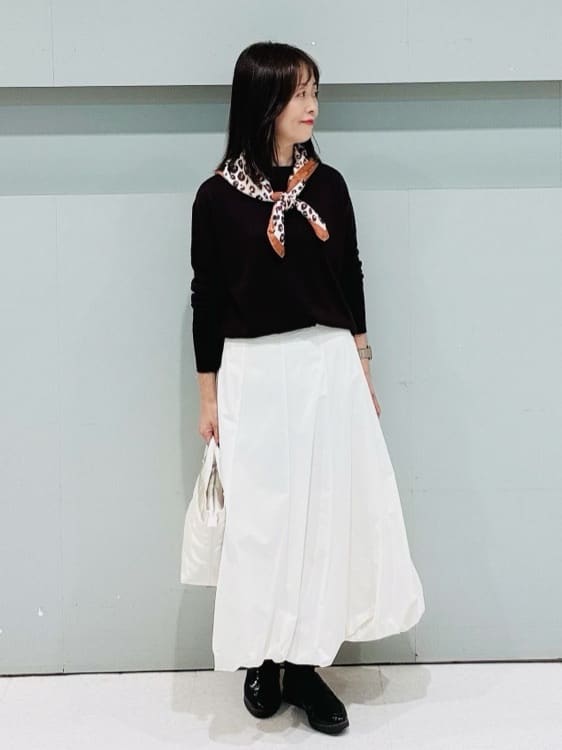 makiさんの「UNTITLED｜【8色展開/体型カバー】魅せるタイムレスニット」を使ったコーディネート