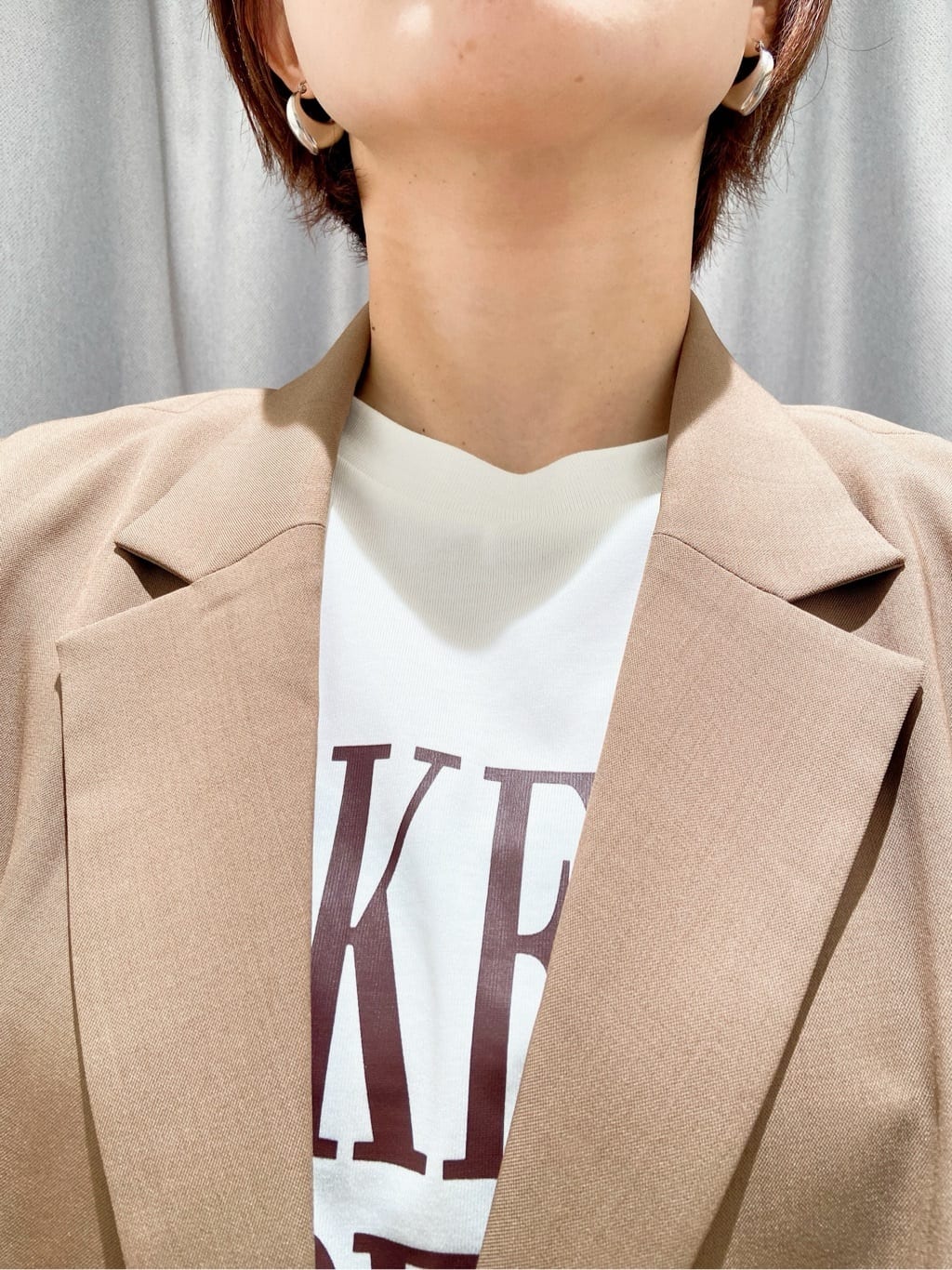 MIHOさんの「OPAQUE.CLIP｜ロゴプリントTシャツ【洗濯機洗い可】」を使ったコーディネート