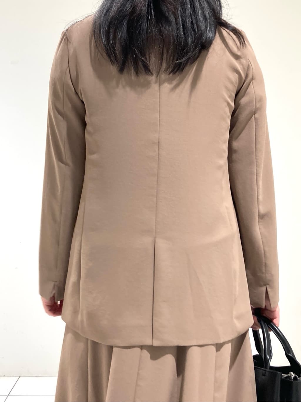 momokoさんの「INDIVI｜【軽く羽織れる！】ダブルジャケット」を使ったコーディネート