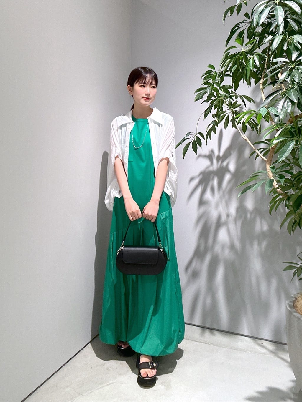 Renoさんの「INDIVI｜バルーンフォルムブラウス」を使ったコーディネート