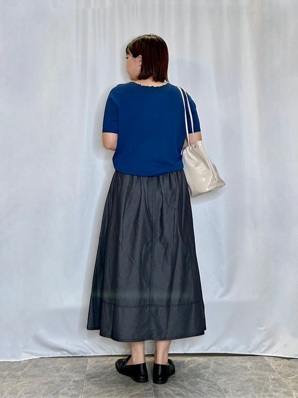 ネリさんの「SHOO･LA･RUE｜【洗える/S-LL/前後2WAY】きれい見え 刺繍ニットカーディガン」を使ったコーディネート