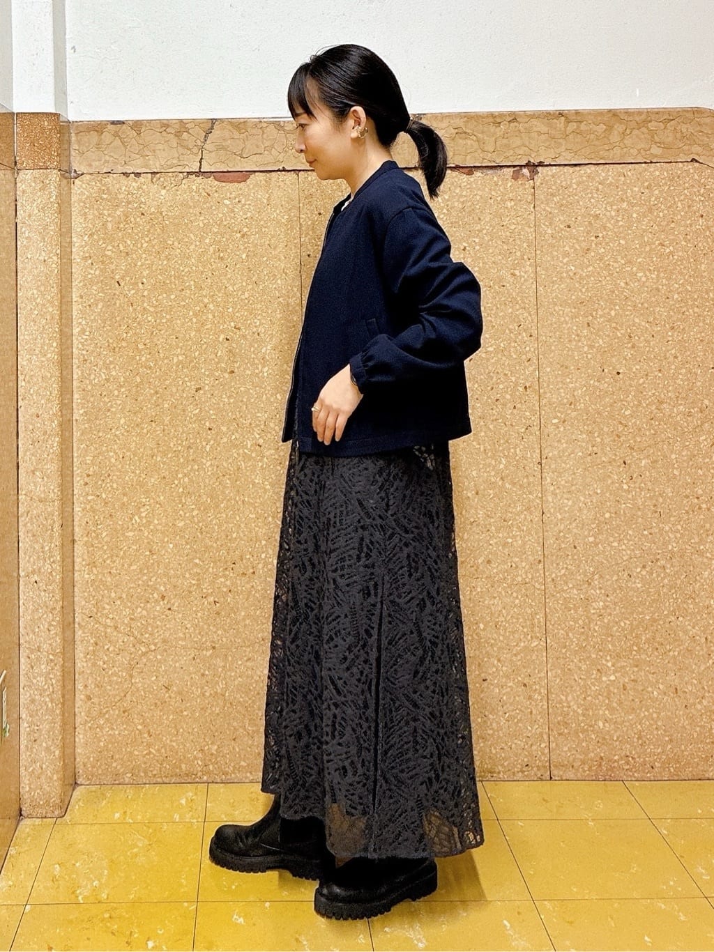 hattoriさんの「INDIVI｜レザー調ギャザースカート」を使ったコーディネート