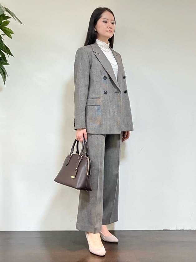 カレンさんの「UNTITLED｜【セットアップ可】ウールライク ダブルブレストジャケット」を使ったコーディネート