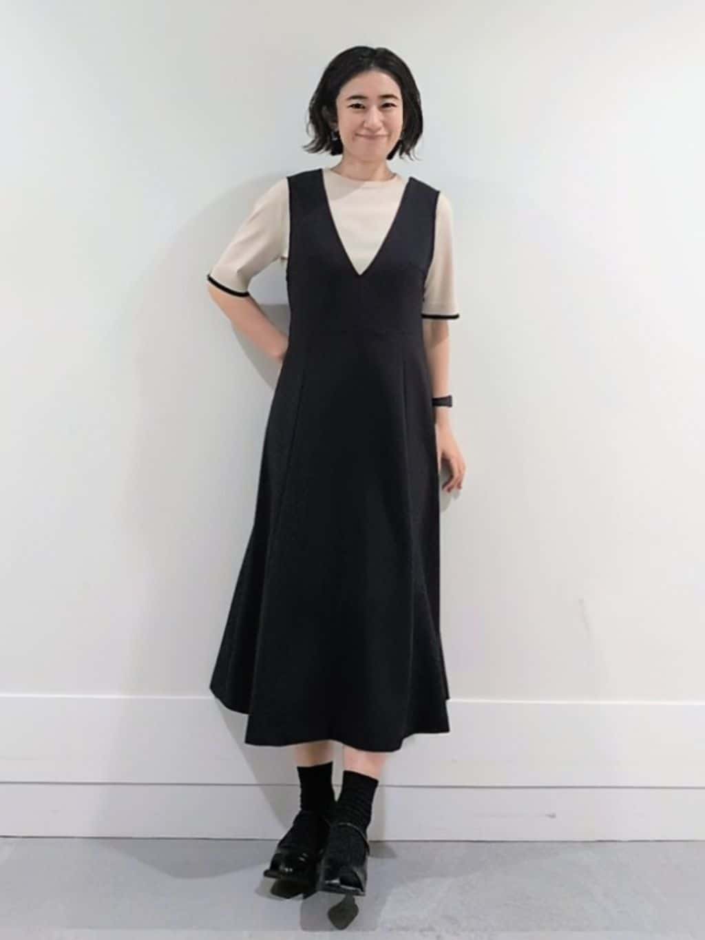 ミズタさんの「UNTITLED｜【アンサンブル可/薄手】ベーシッククルーネックカーディガン」を使ったコーディネート