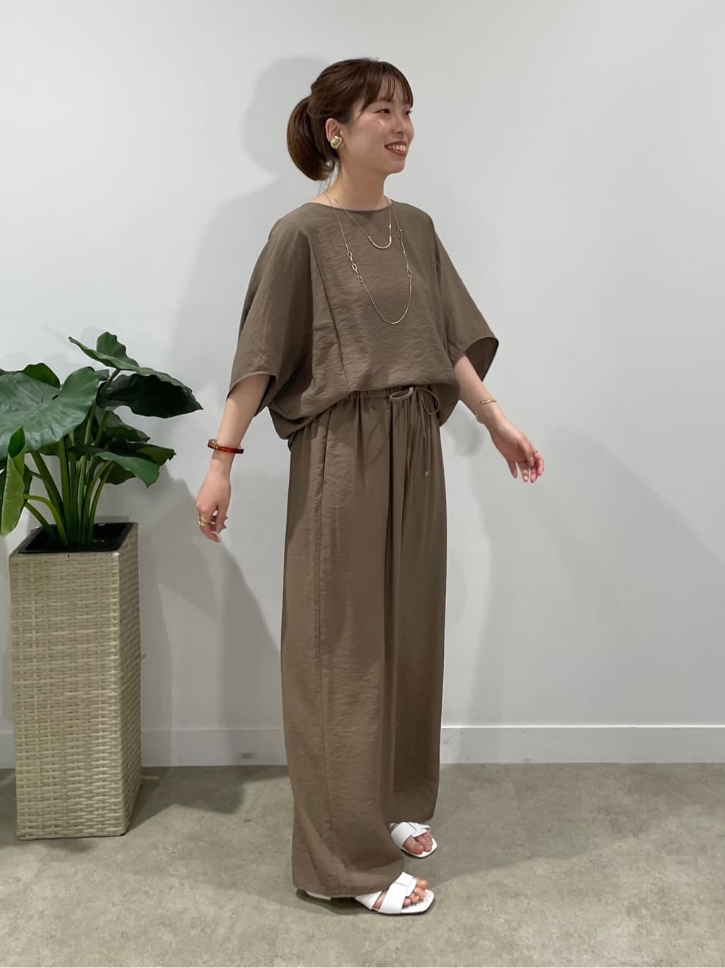 ねねさんの「INDIVI｜ラウンドショートネックレス」を使ったコーディネート