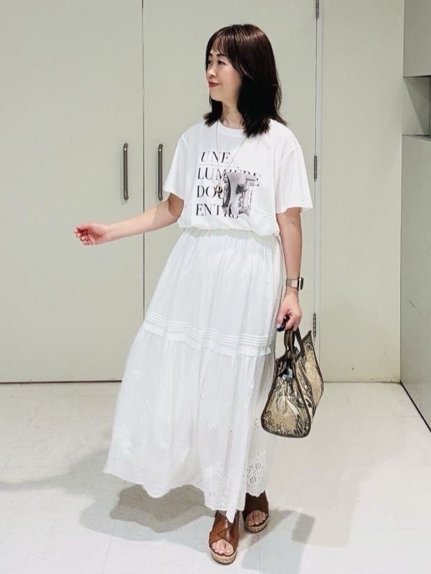 makiさんの「UNTITLED｜【ロゴT/プリントT】グラフィックTシャツ」を使ったコーディネート