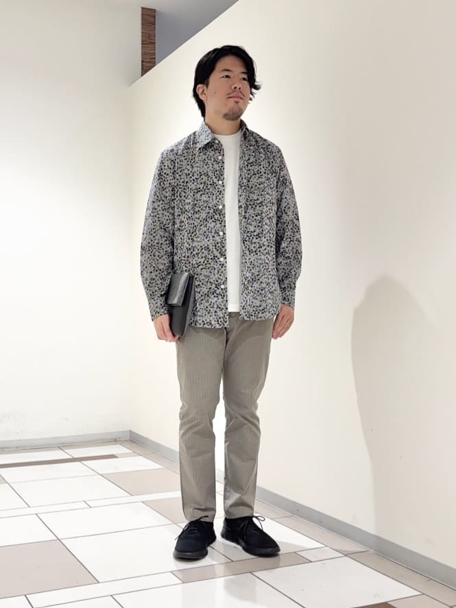 及川さんの「TAKEO KIKUCHI｜【COOL CITY WEAR】ワンポイント刺しゅう ポケットTシャツ /接触冷感」を使ったコーディネート