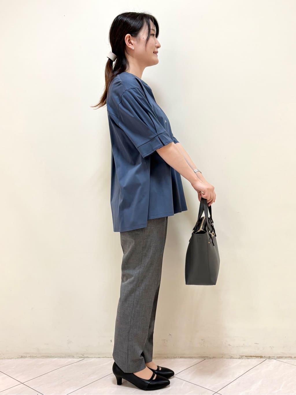 mikiさんの「Reflect｜【私のパンツ／手洗い可】ベーシックテーパードパンツ」を使ったコーディネート