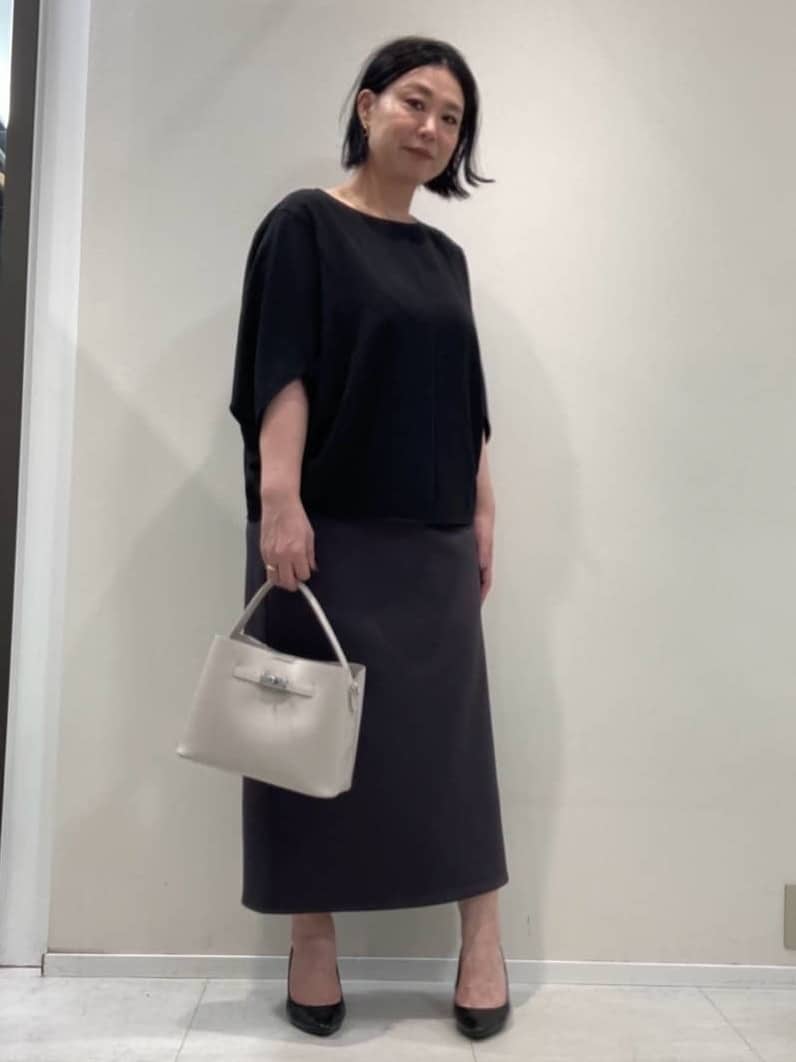 YUMIKOさんの「UNTITLED｜【後ろウエストゴム/ストレッチ性/オンオフ】ジャージナロースカート」を使ったコーディネート