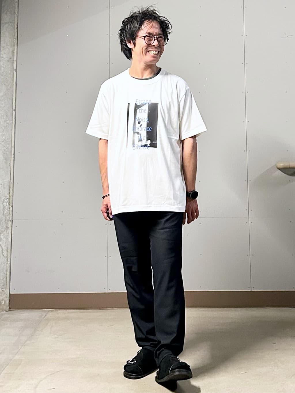 KENJI Iさんの「THE SHOP TK｜リサイクルアート半袖Tシャツ【接触冷感/洗濯機OK】」を使ったコーディネート