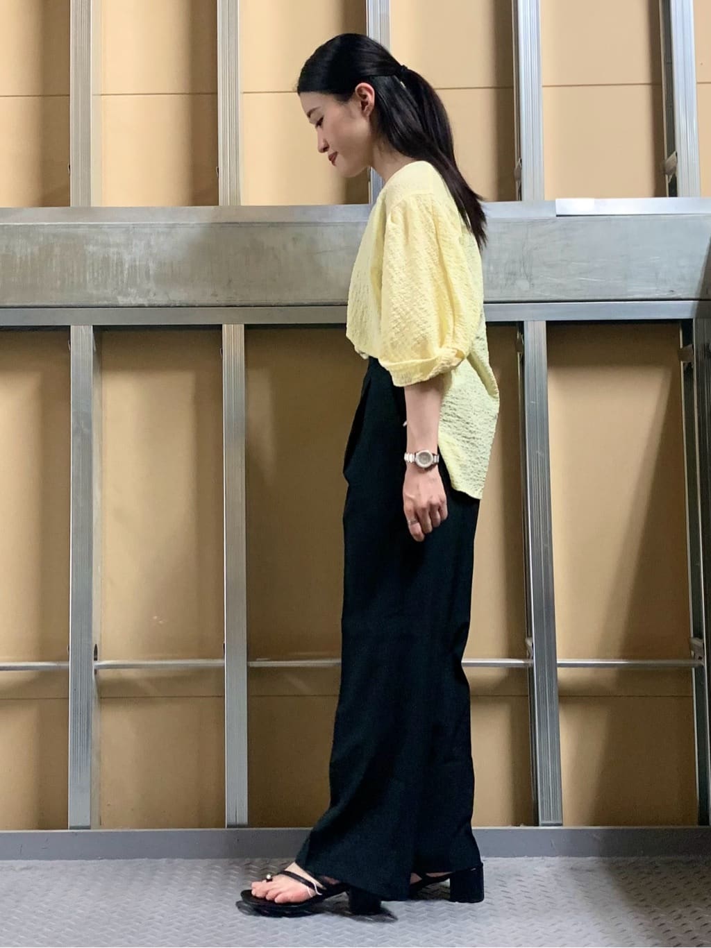 sahoさんの「THE SHOP TK｜ポコポコ袖タックプルオーバー　体型カバー/洗濯機OK」を使ったコーディネート