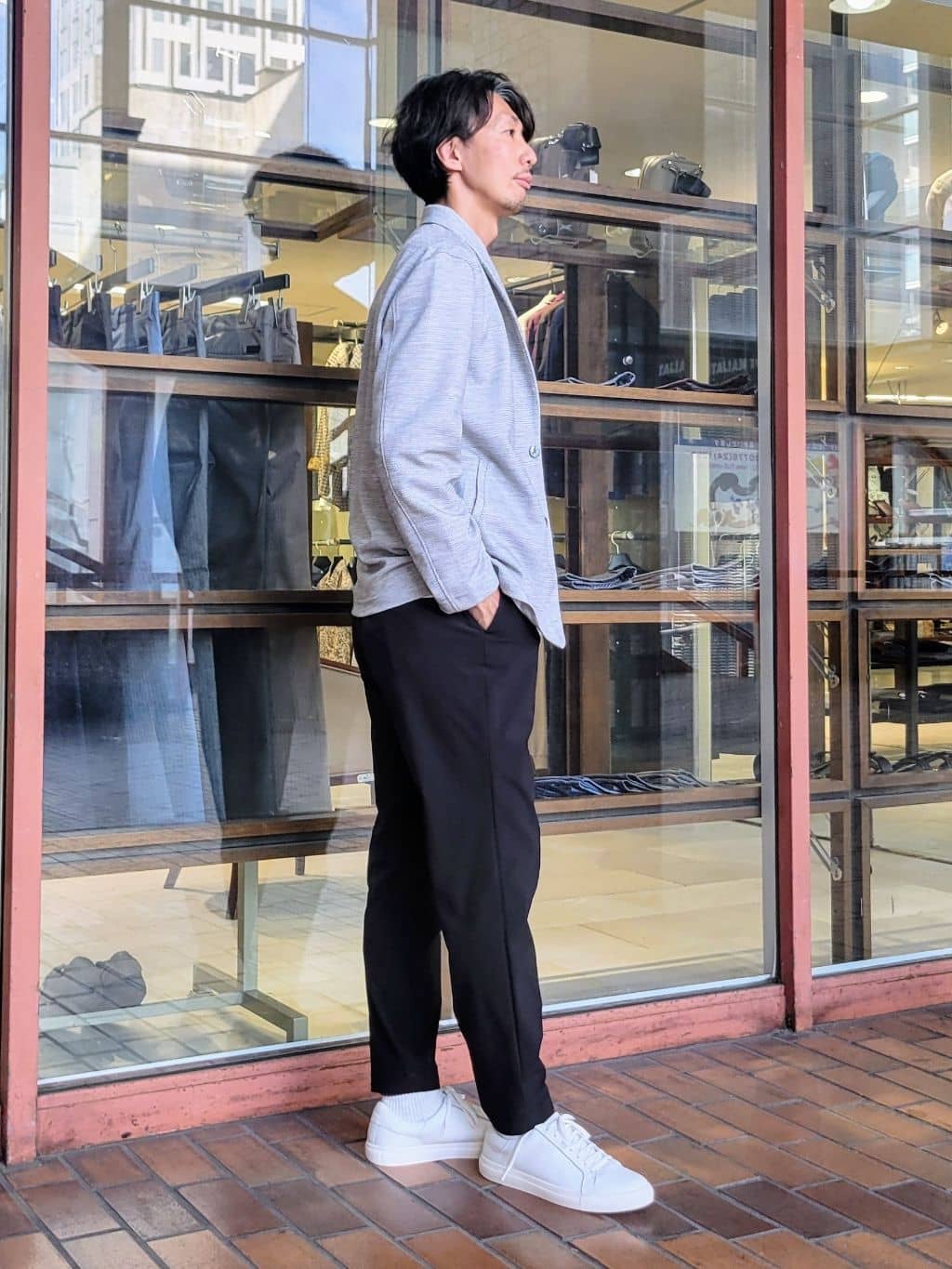 piroyaさんの「TAKEO KIKUCHI｜【尾州織】ショールカラー カーディガン」を使ったコーディネート