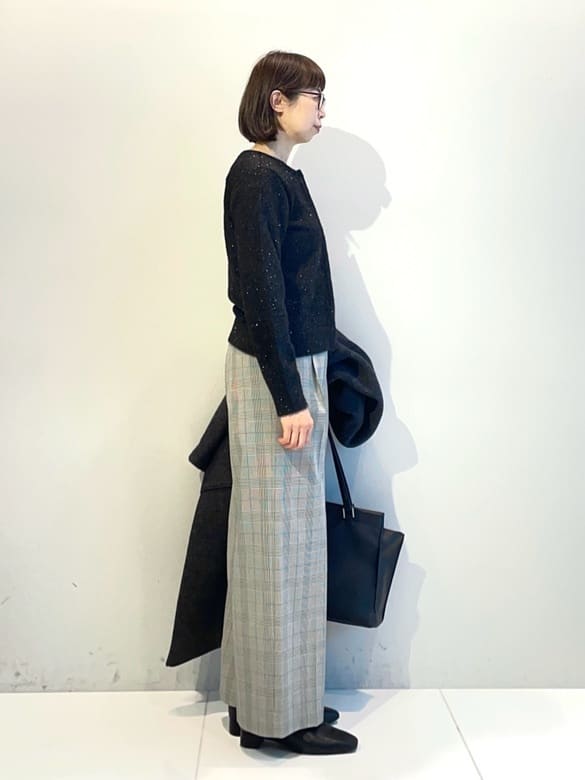 murayamaさんの「INDIVI｜【軽量／ウール混】ライトフォルム ロングコート」を使ったコーディネート