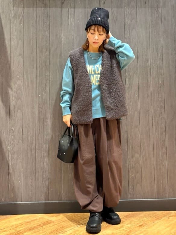 meiさんの「SHOO･LA･RUE｜グラフィックアソート裏毛スウェット」を使ったコーディネート
