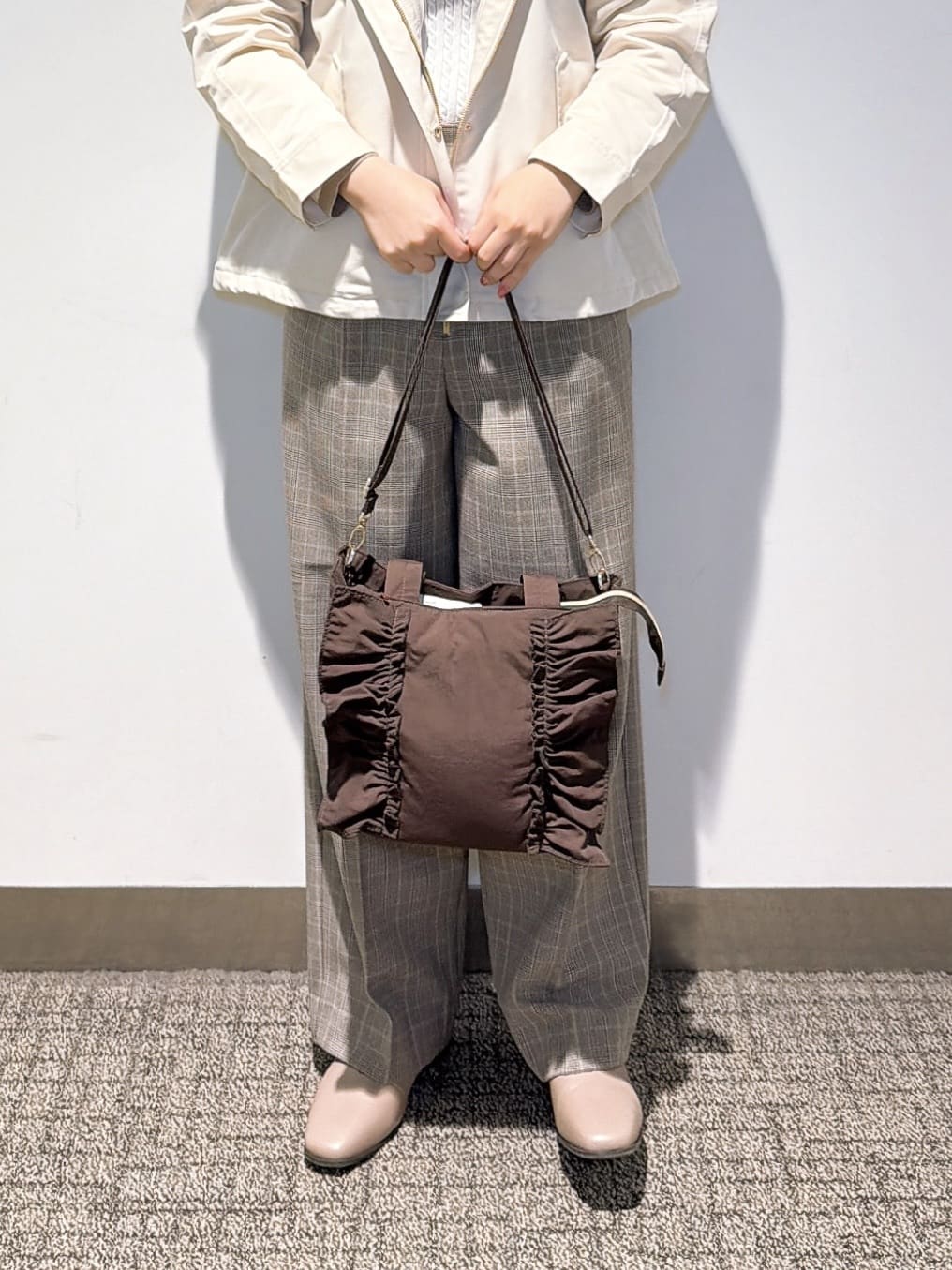 みーさんの「grove｜【あったか裏起毛】かっこよさも穿き心地も叶える、優秀スラックスパンツ」を使ったコーディネート