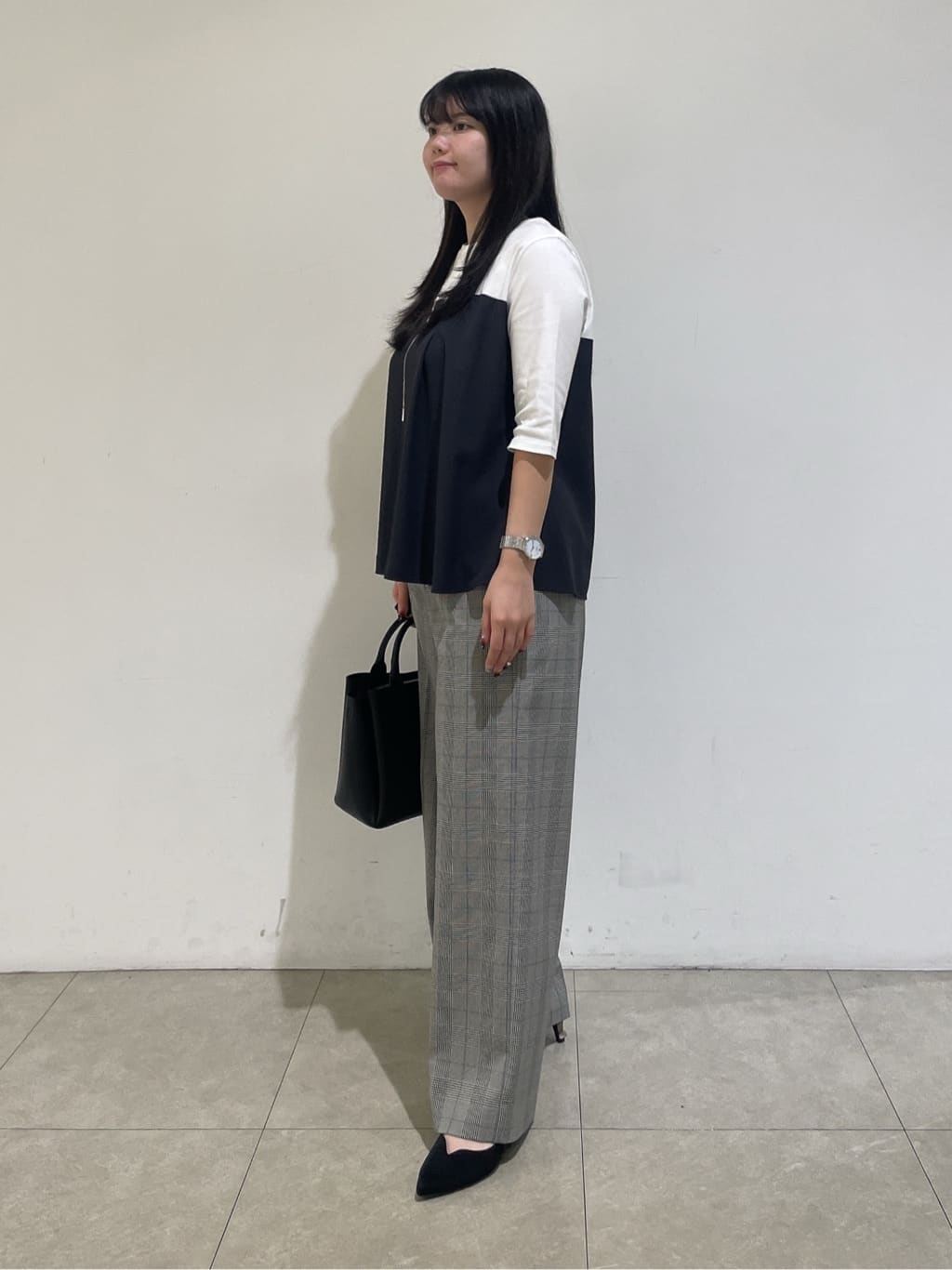 emikaさんの「INDIVI｜【褒められパンツ】ワンタックワイドパンツ」を使ったコーディネート
