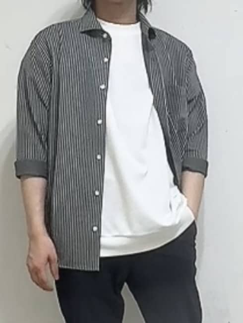 溝端佑太朗さんの「TAKEO KIKUCHI｜◆サイドゴアウエスト ストレートパンツ」を使ったコーディネート