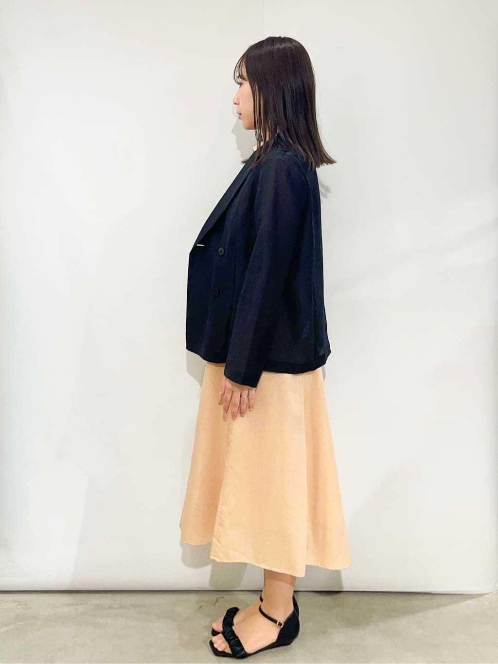 sayaさんの「OPAQUE.CLIP｜麻調シアーダブルブレストテーラードジャケット【洗濯機洗い可】」を使ったコーディネート
