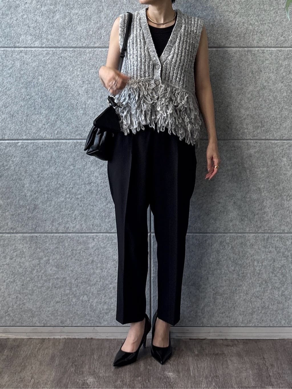 kotakiさんの「INDIVI｜Comfy SET UP｜イージーテーパードパンツ【セットアップ対応／通勤/カセット服】」を使ったコーディネート