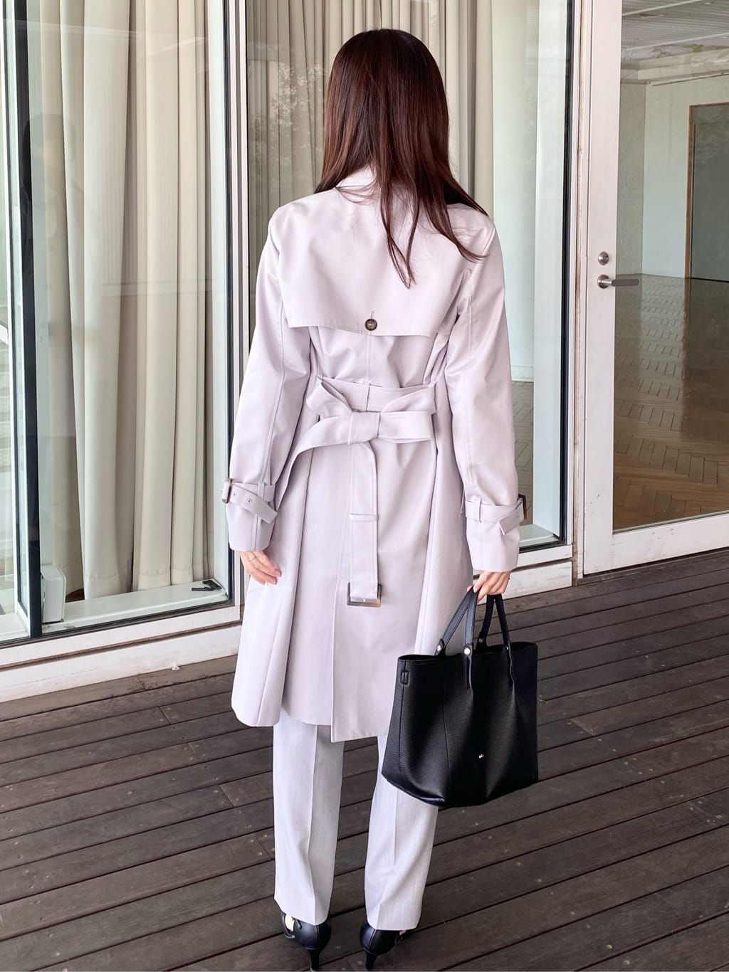 みさかさんの「index｜撥水トレンチコート【洗濯機OK／花粉対応】《XS～3L》」を使ったコーディネート