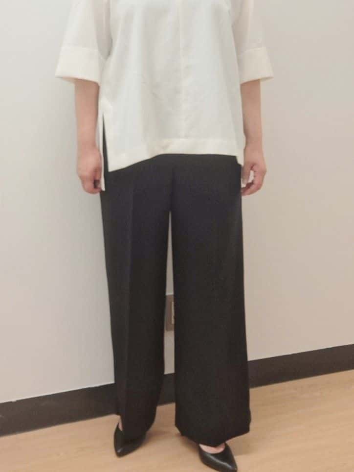ますこさんの「UNTITLED｜【UVカット/接触冷感/吸水速乾/ゆったり】V開きネックシャツ」を使ったコーディネート